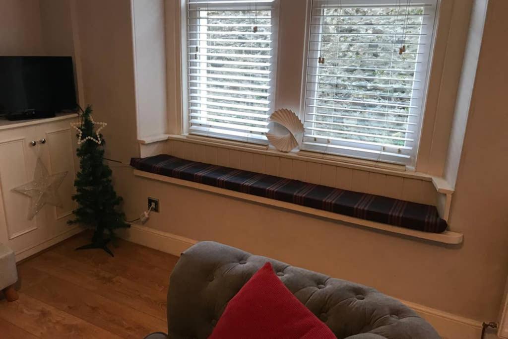 8A Tweed Cottage, Just Off The High St In Peebles Extérieur photo