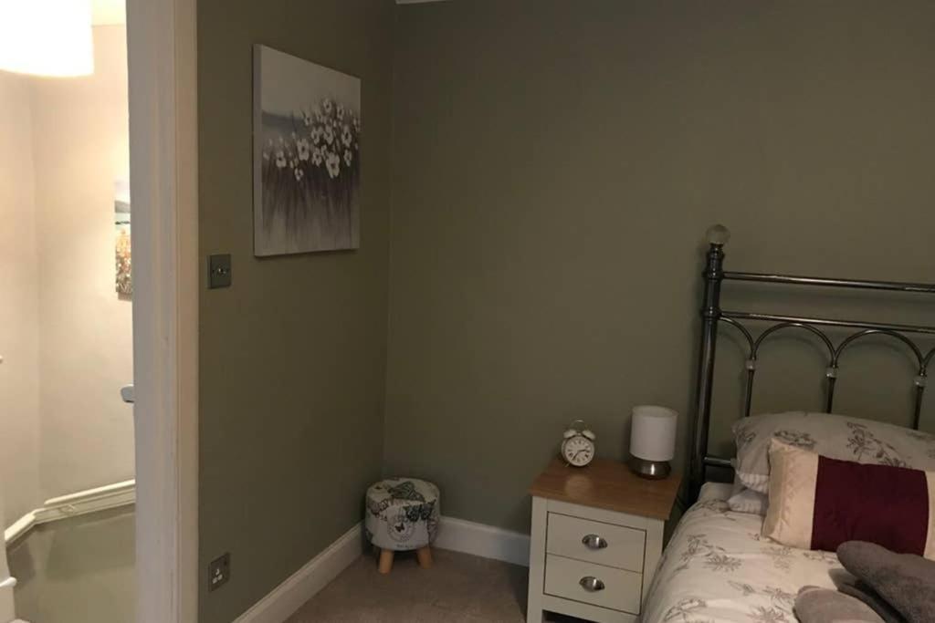 8A Tweed Cottage, Just Off The High St In Peebles Extérieur photo