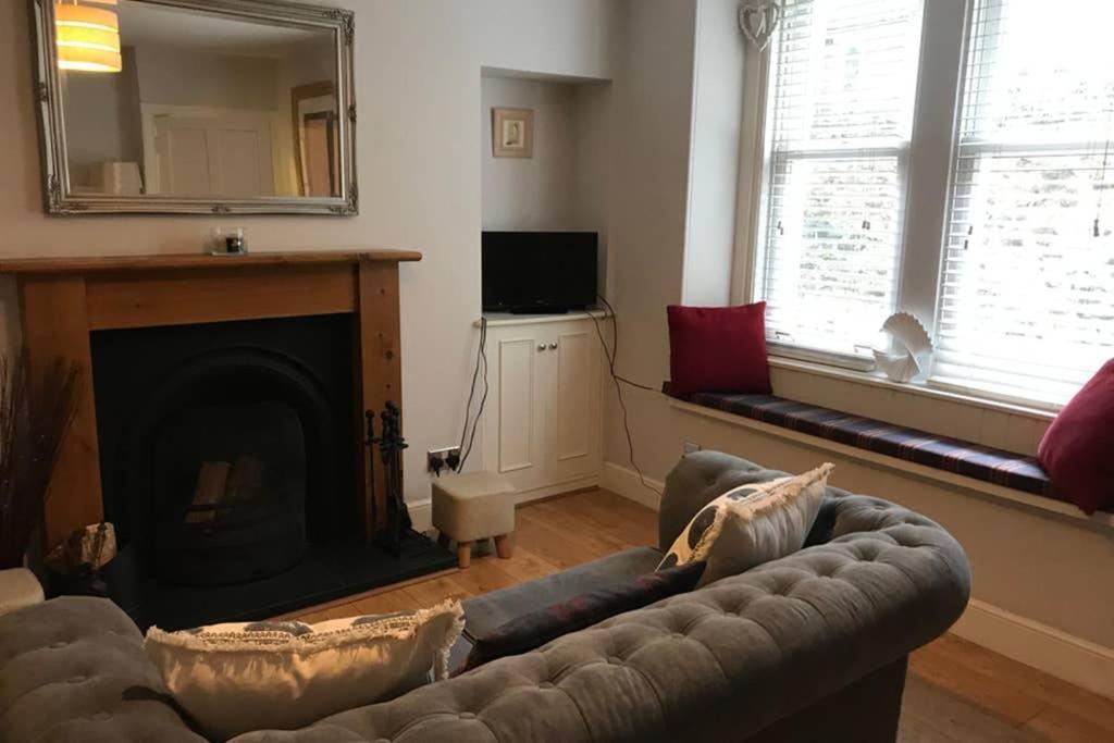 8A Tweed Cottage, Just Off The High St In Peebles Extérieur photo