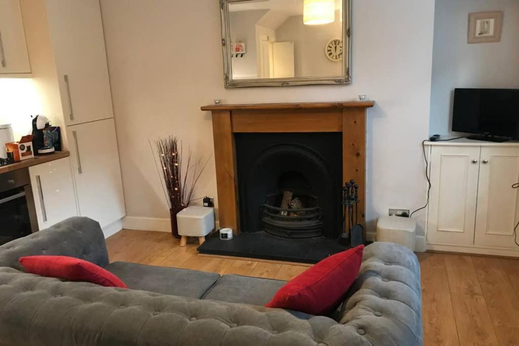 8A Tweed Cottage, Just Off The High St In Peebles Extérieur photo